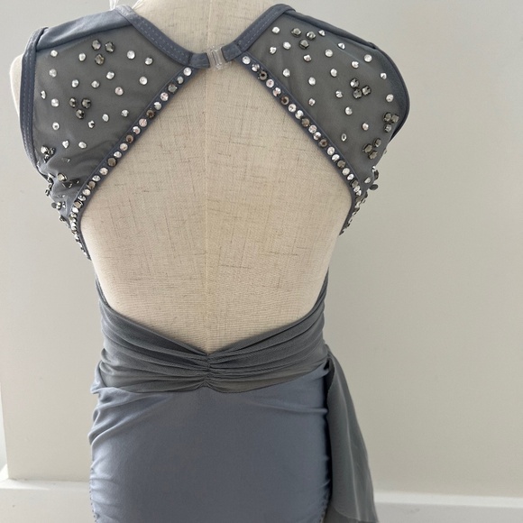 Dance Costume - CH LG - Leotard Grey / Stoned - Picture 2 of 3